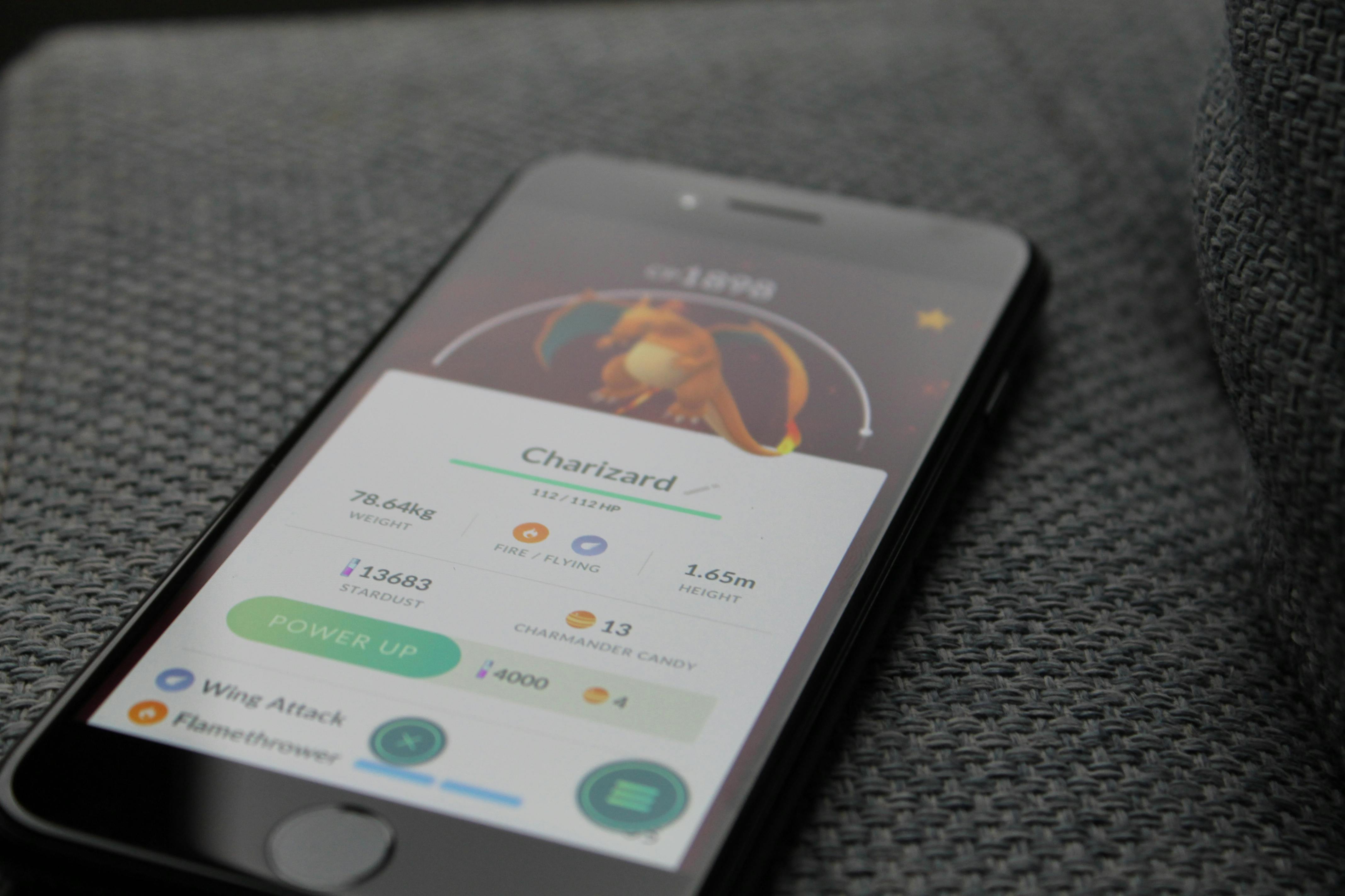 The Evolution of Mobile Gaming: From Snake to Battle Royale
